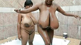 Cane belle donne nud ...