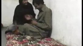 Un uomo ha dato una  ...