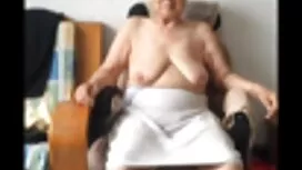 Bionda con un cazzo  ...
